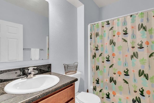 1615 Lexington Square SW, Vero Beach, FL 32962