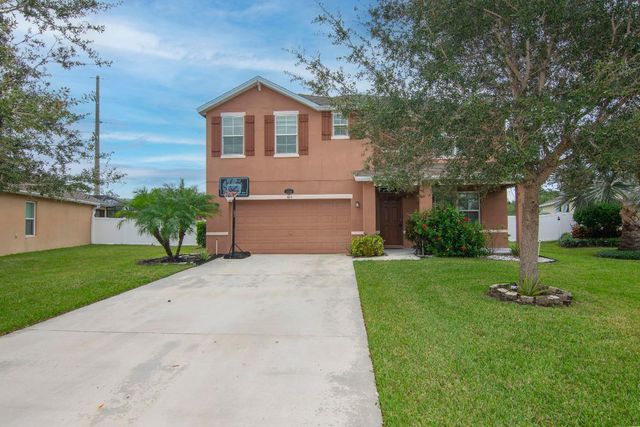1615 Lexington Square SW, Vero Beach, FL 32962