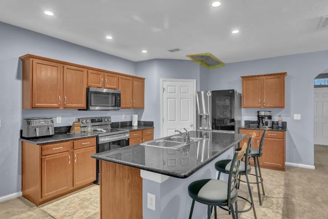 1615 Lexington Square SW, Vero Beach, FL 32962