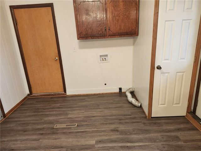 1745 Lake Trenton Drive, Trenton, MO 64683