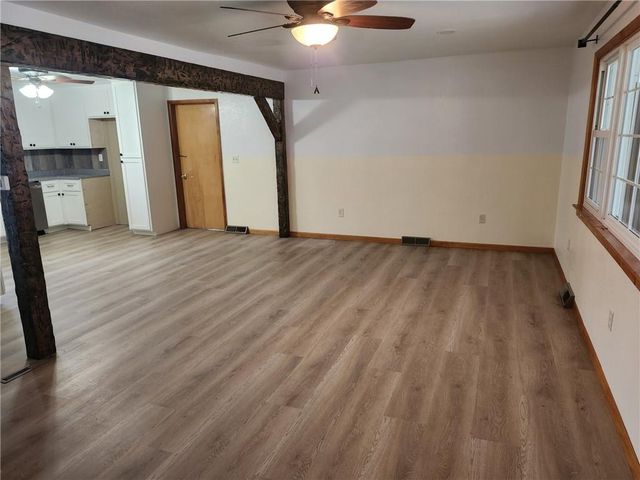 1745 Lake Trenton Drive, Trenton, MO 64683