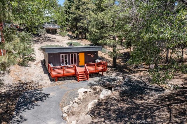 650 Dahlia, Green Valley Lake, CA 92341