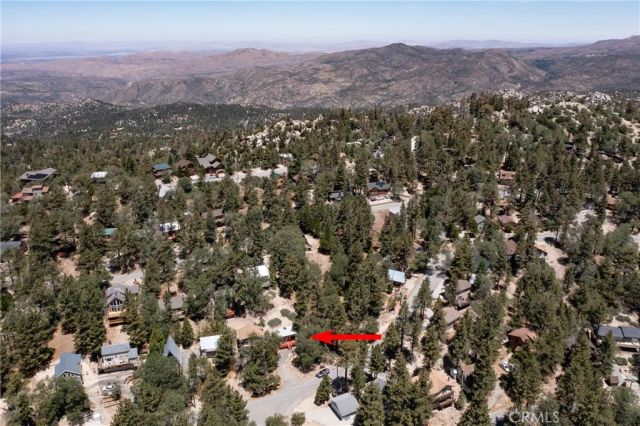 650 Dahlia, Green Valley Lake, CA 92341