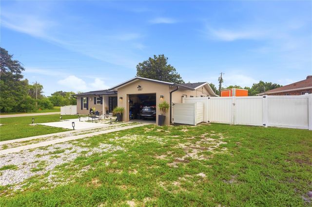 2067 E BARLINGTON DRIVE, Deltona, FL 32725