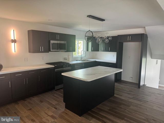 1506 BURNT MILL RD, Cherry Hill, NJ 08003