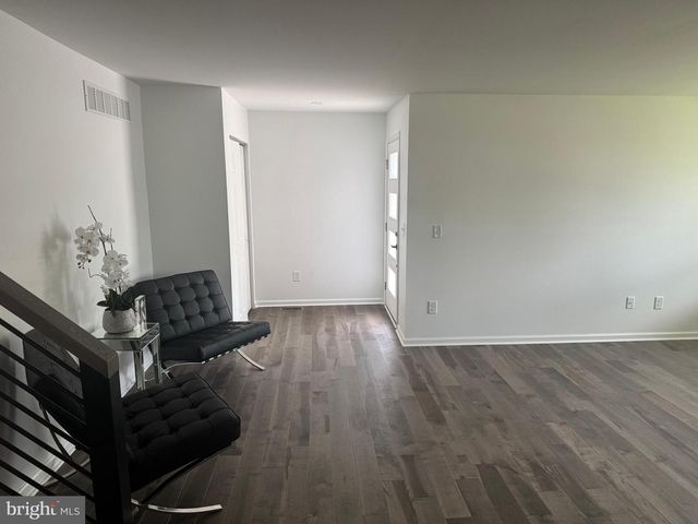 1506 BURNT MILL RD, Cherry Hill, NJ 08003