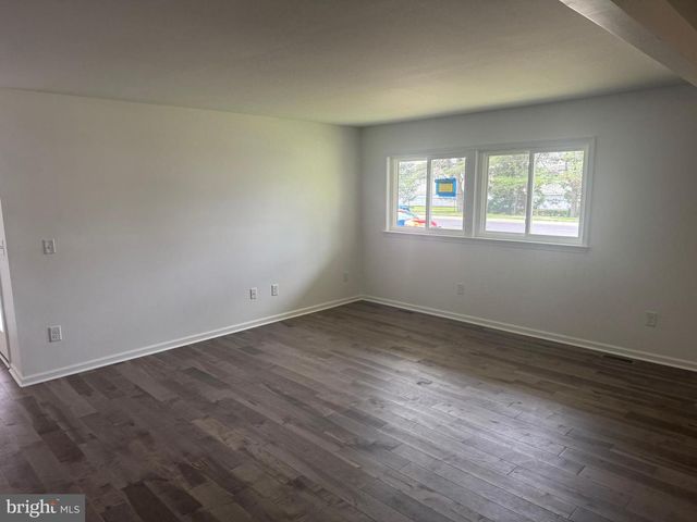 1506 BURNT MILL RD, Cherry Hill, NJ 08003