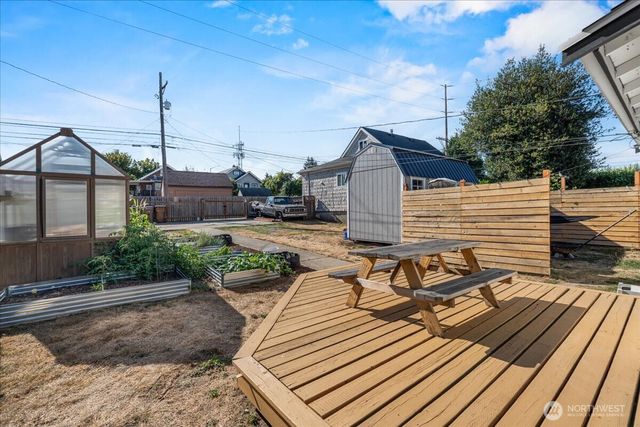 1506 S Cushman Avenue, Tacoma, WA 98405