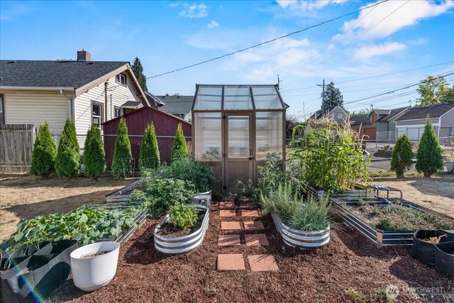 1506 S Cushman Avenue, Tacoma, WA 98405