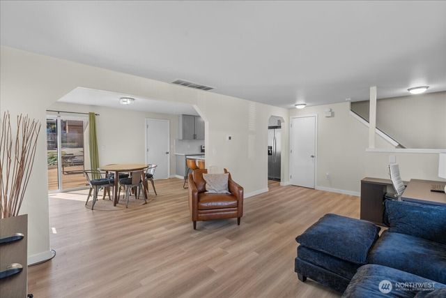 1506 S Cushman Avenue, Tacoma, WA 98405