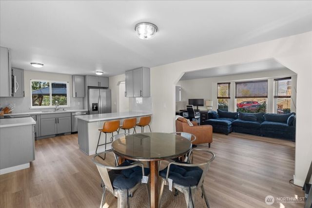 1506 S Cushman Avenue, Tacoma, WA 98405