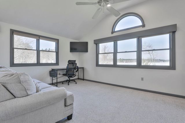 105 Conleys Grove Road, Derry, NH 03038