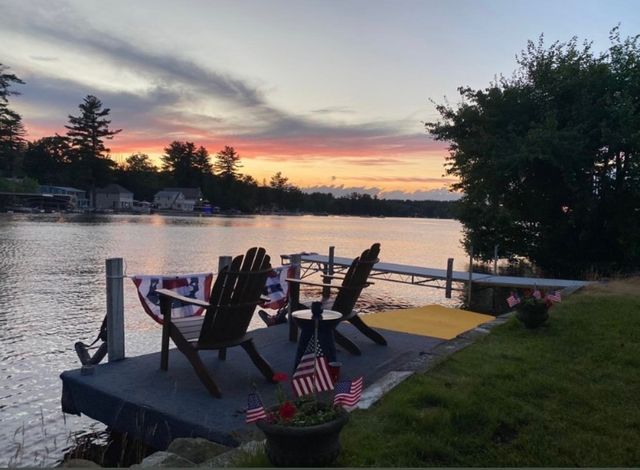 105 Conleys Grove Road, Derry, NH 03038