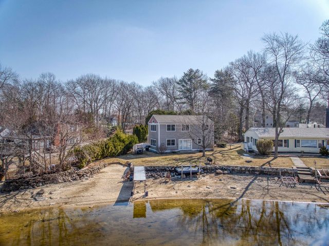 105 Conleys Grove Road, Derry, NH 03038