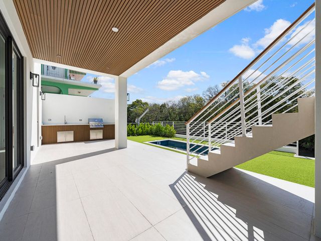 124 Orchid Street, Plantation Key, FL 33070