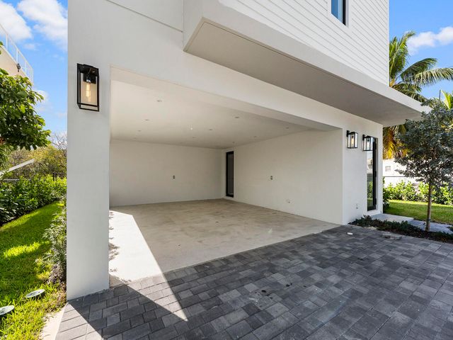 124 Orchid Street, Plantation Key, FL 33070
