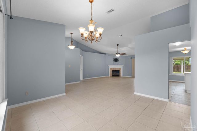 2317 Mary Anne Cir, Navarre, FL 32566