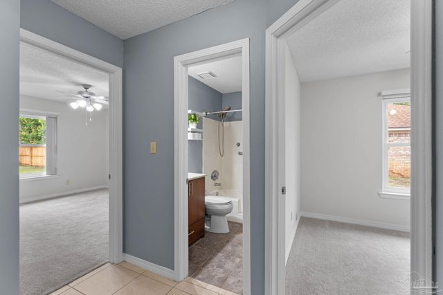2317 Mary Anne Cir, Navarre, FL 32566