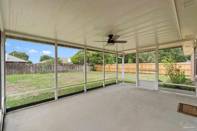 2317 Mary Anne Cir, Navarre, FL 32566