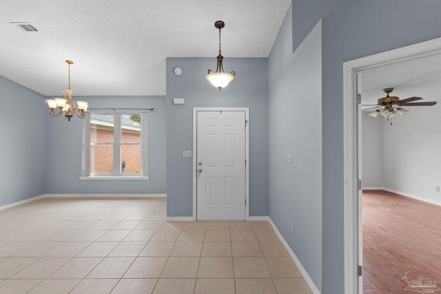 2317 Mary Anne Cir, Navarre, FL 32566