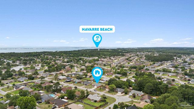 2317 Mary Anne Cir, Navarre, FL 32566