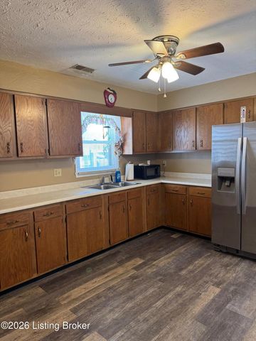 2620 Rowan St, Louisville, KY 40212