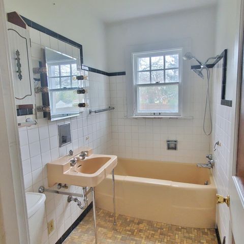 606 Hobart Street, Michigan City, IN 46360