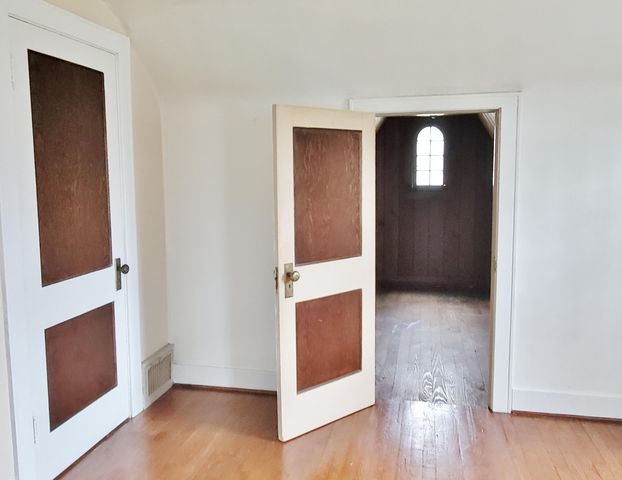 606 Hobart Street, Michigan City, IN 46360