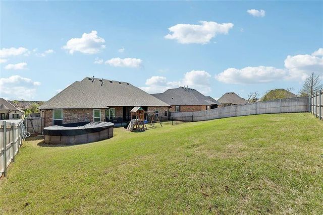 2585 Forest Glen Drive, Choctaw, OK 73020