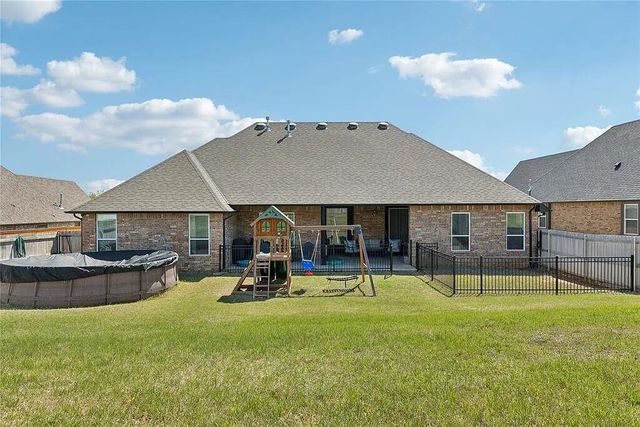 2585 Forest Glen Drive, Choctaw, OK 73020