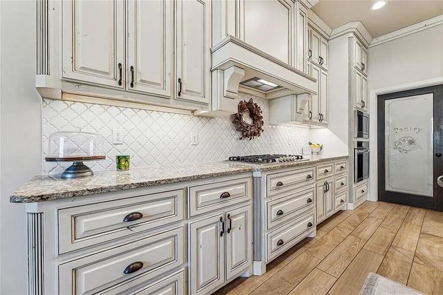2585 Forest Glen Drive, Choctaw, OK 73020