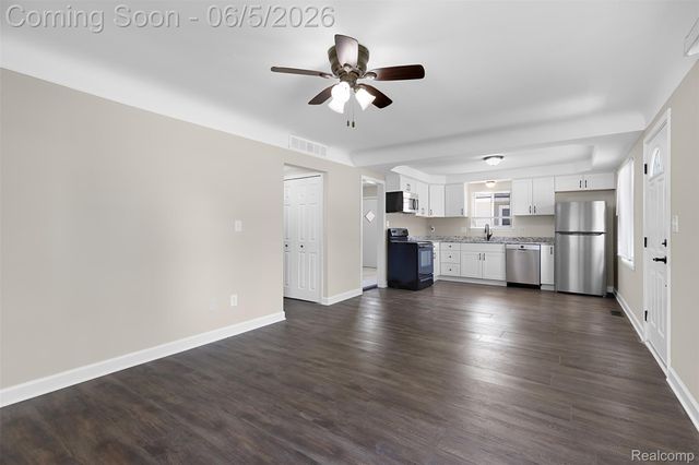 12180 Arcola Street, Livonia, MI 48150