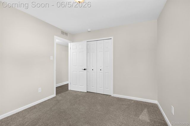 12180 Arcola Street, Livonia, MI 48150