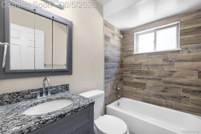 12180 Arcola Street, Livonia, MI 48150
