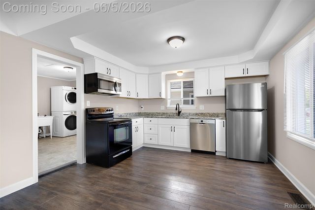 12180 Arcola Street, Livonia, MI 48150