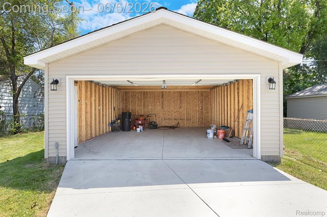12180 Arcola Street, Livonia, MI 48150