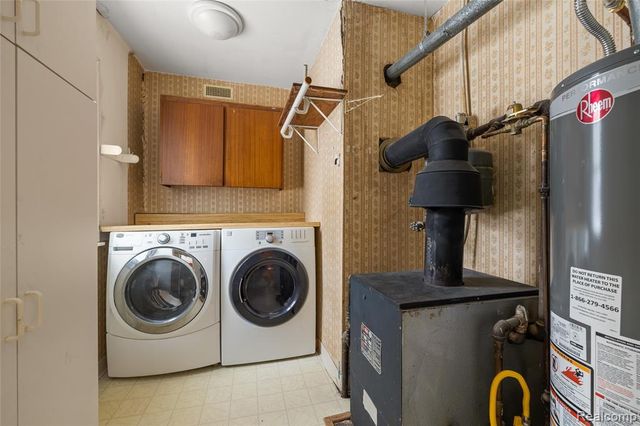 23424 Beech Road, Southfield, MI 48033