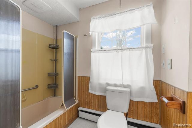 23424 Beech Road, Southfield, MI 48033