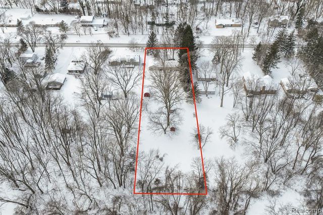 23424 Beech Road, Southfield, MI 48033