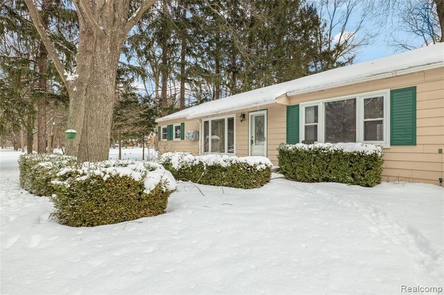 23424 Beech Road, Southfield, MI 48033