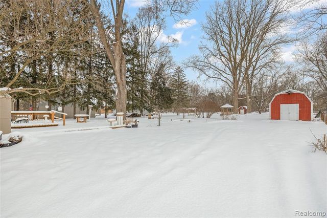 23424 Beech Road, Southfield, MI 48033