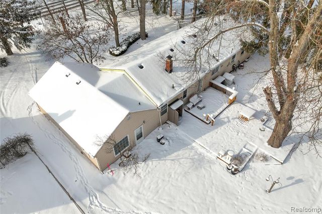 23424 Beech Road, Southfield, MI 48033