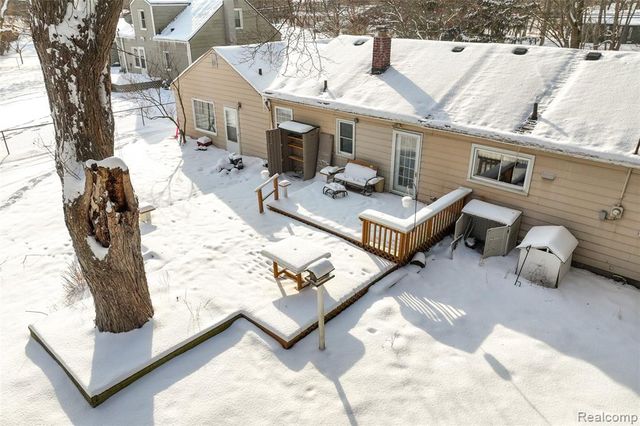 23424 Beech Road, Southfield, MI 48033