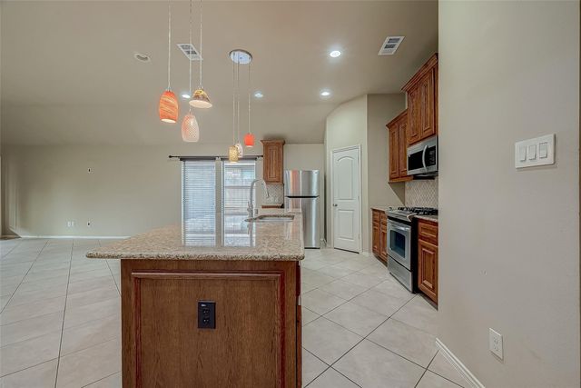 2808 Arbor Brook Lane, Pearland, TX 77584