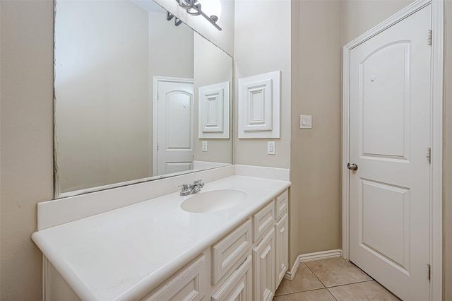 2808 Arbor Brook Lane, Pearland, TX 77584