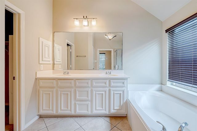 2808 Arbor Brook Lane, Pearland, TX 77584