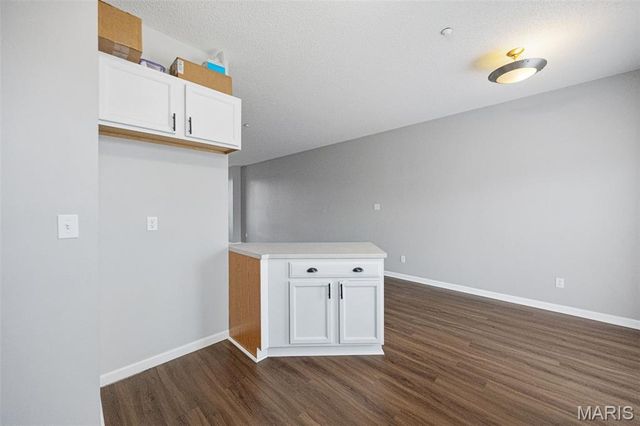 3370 Shutten Way, St Charles, MO 63301