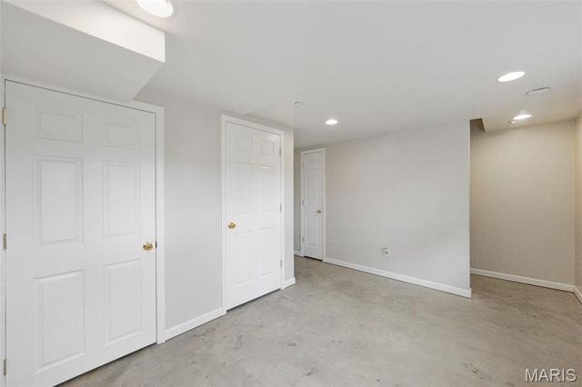 3370 Shutten Way, St Charles, MO 63301