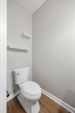 3370 Shutten Way, St Charles, MO 63301