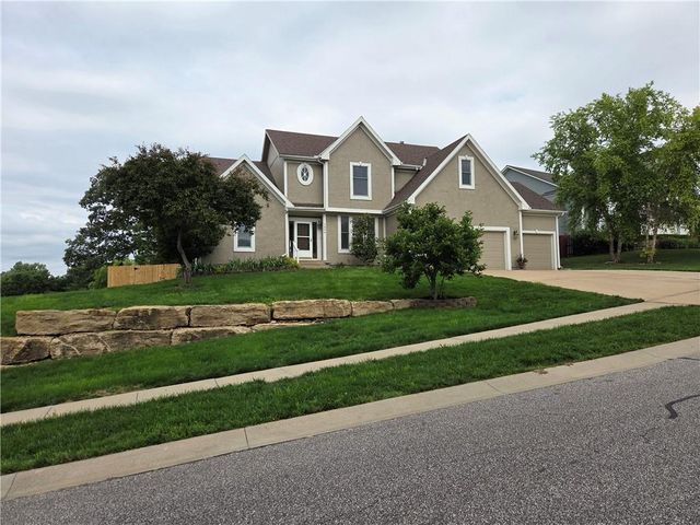 7024 Constance Street, Shawnee, KS 66216